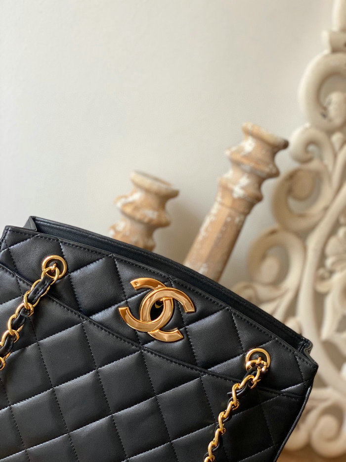 Chanel Lambskin Shoulder Bag Black A98