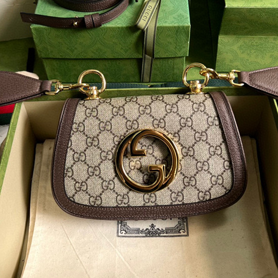 Gucci Blondie GG Supreme shoulder bag 698643