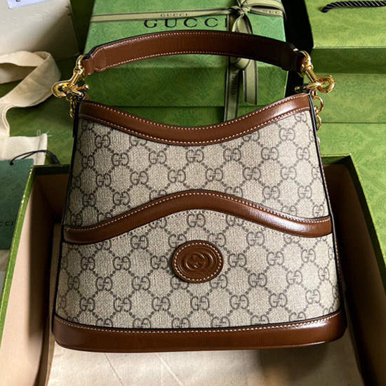 Gucci Large shoulder bag with Interlocking G Brown 696011