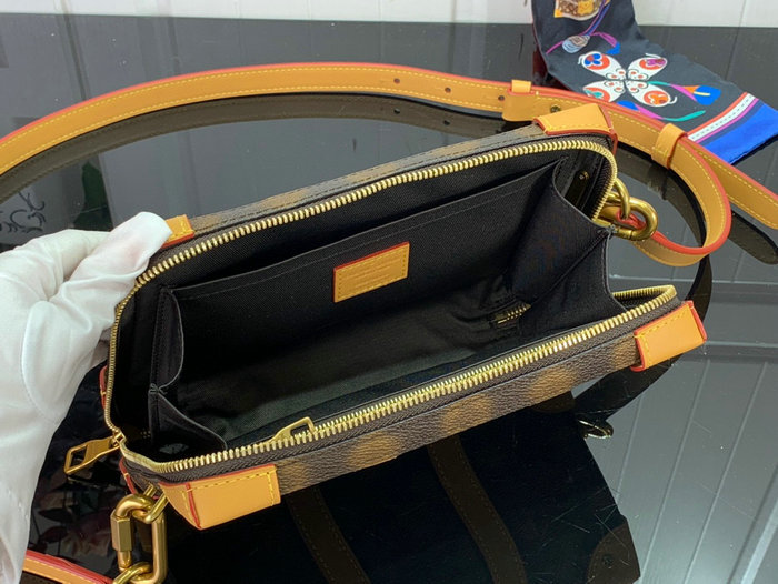 Louis Vuitton SOFT TRUNK M81580