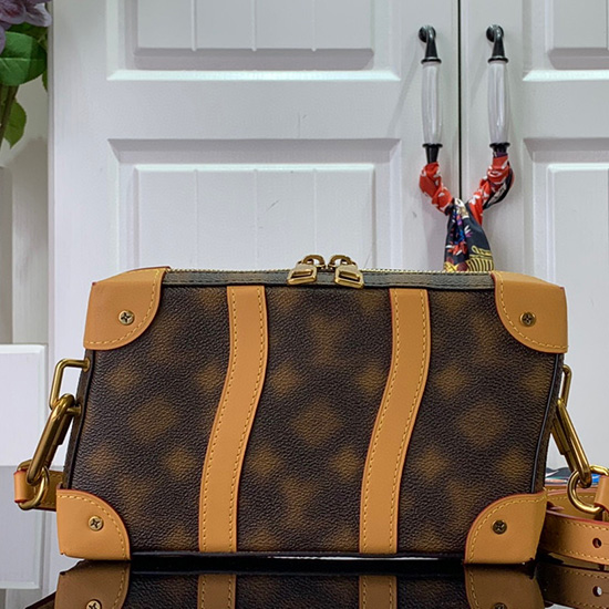 Louis Vuitton SOFT TRUNK M81580