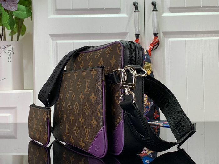 Louis Vuitton TRIO MESSENGER Purple M46266