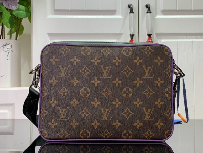 Louis Vuitton TRIO MESSENGER Purple M46266