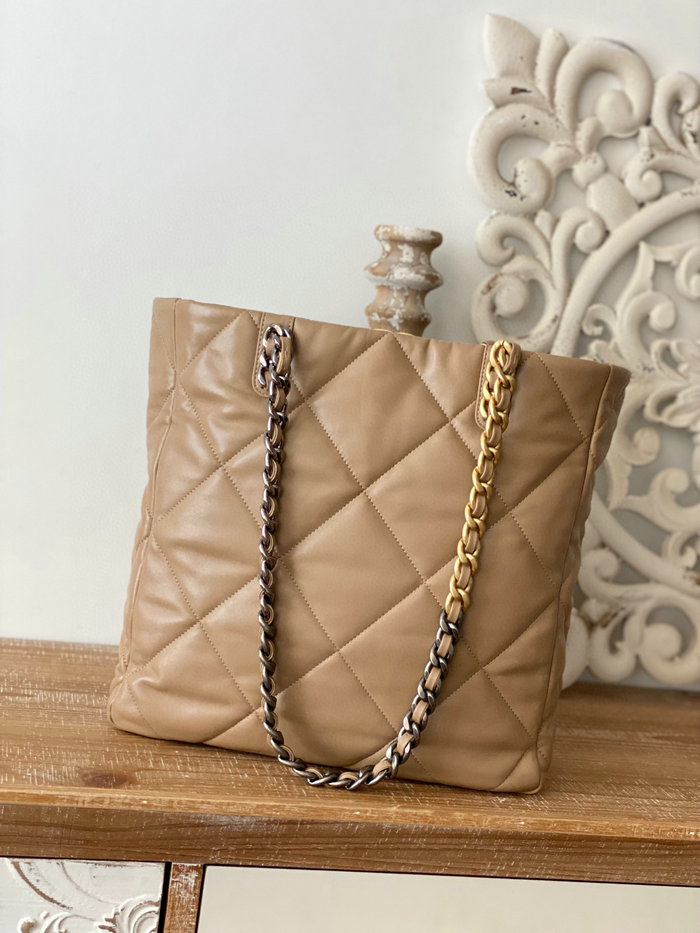 CHANEL 19 SHOPPING BAG Beige AS3519