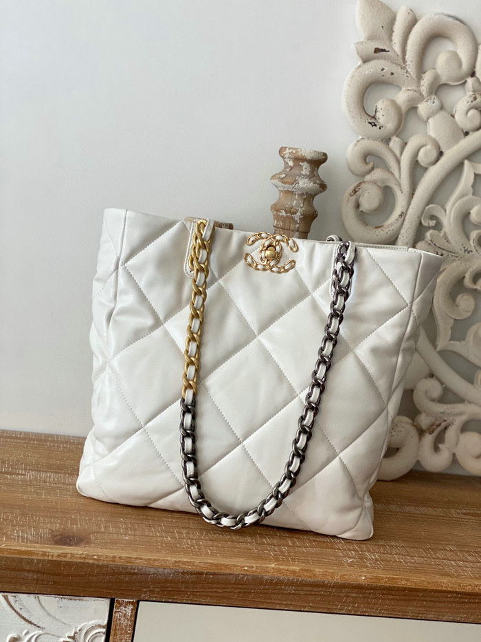 CHANEL 19 SHOPPING BAG White AS3519