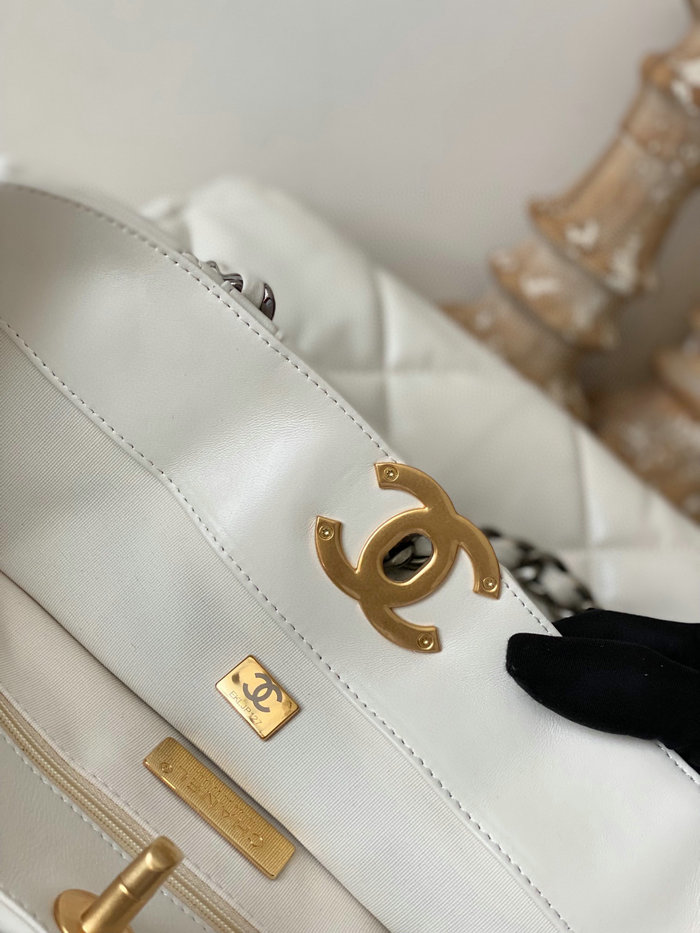 CHANEL 19 SHOPPING BAG White AS3519