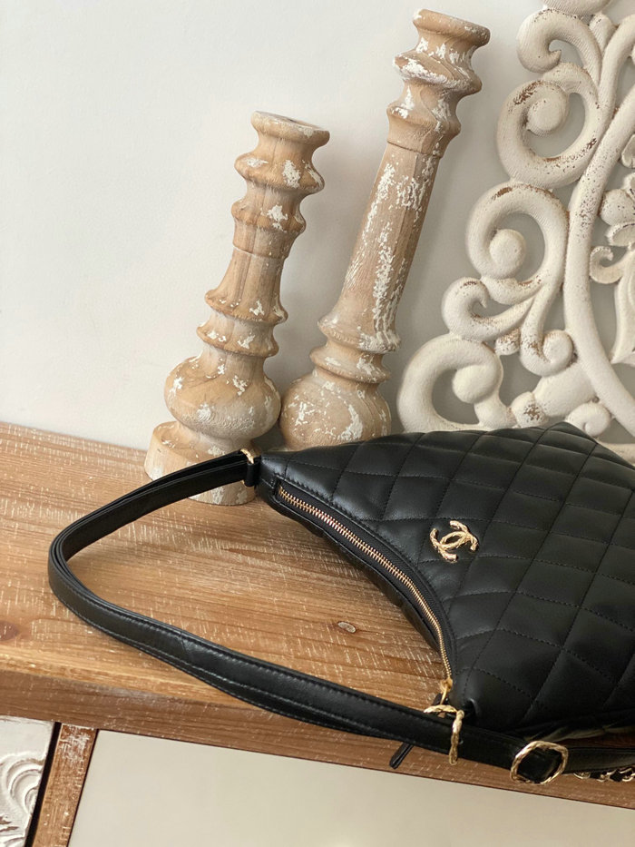 Chanel Maxi Hobo Bag Black AS3488