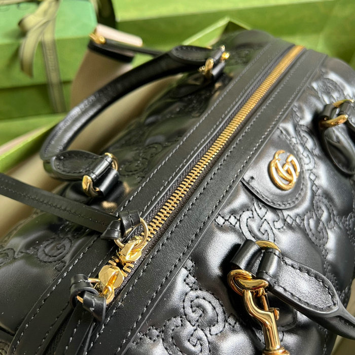 Gucci GG Matelasse leather medium bag Black 702242