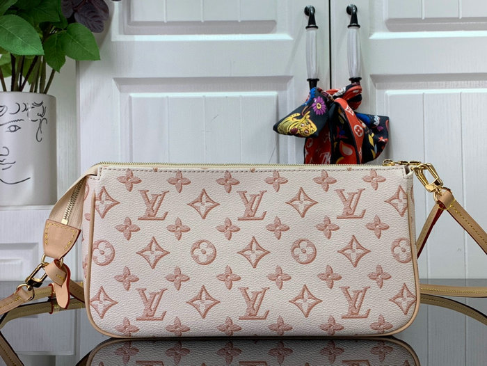 Louis Vuitton MAXI MULTI POCHETTE ACCESSOIRES Beige M20920