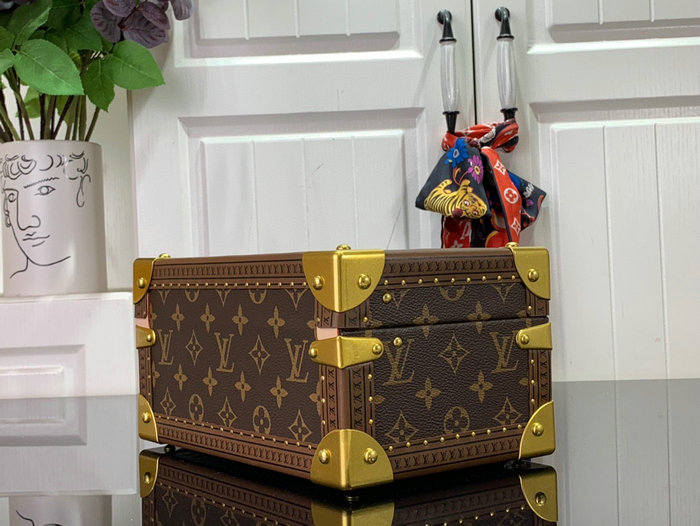 Louis Vuitton COFFRET TRESOR 24 Beige M20292