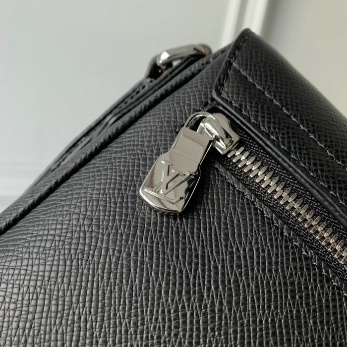 Louis Vuitton DISTRICT PM Black M30861