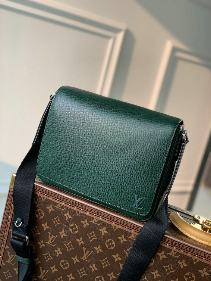 Louis Vuitton DISTRICT PM Green M30861