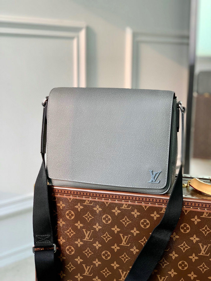 Louis Vuitton DISTRICT PM Grey M30861