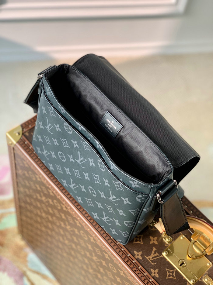 Louis Vuitton DISTRICT PM M46255