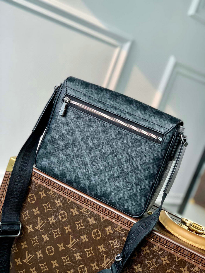 Louis Vuitton DISTRICT PM N42710