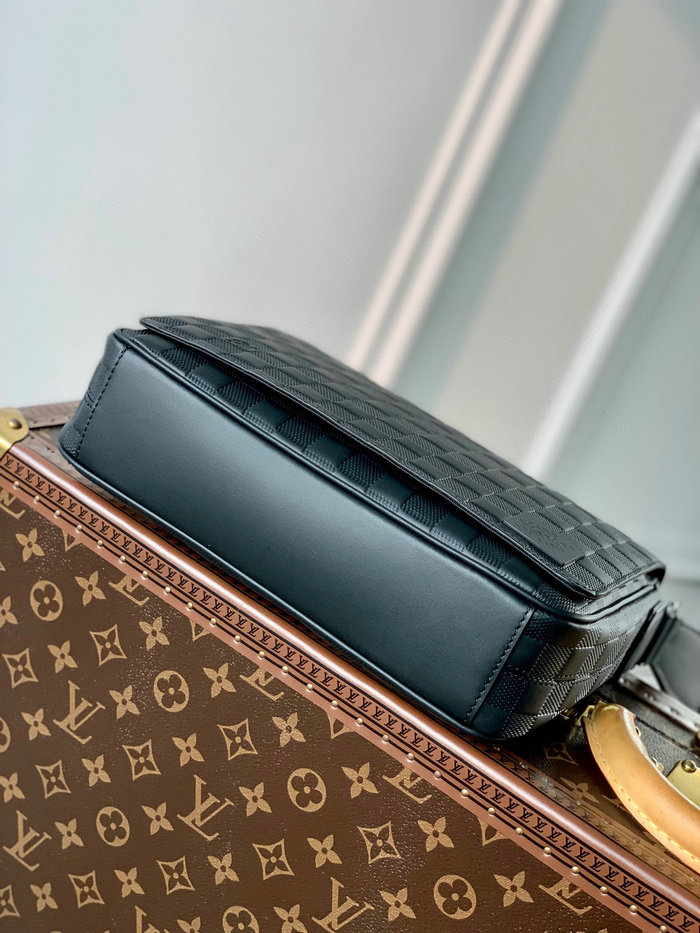 Louis Vuitton DISTRICT PM N42711