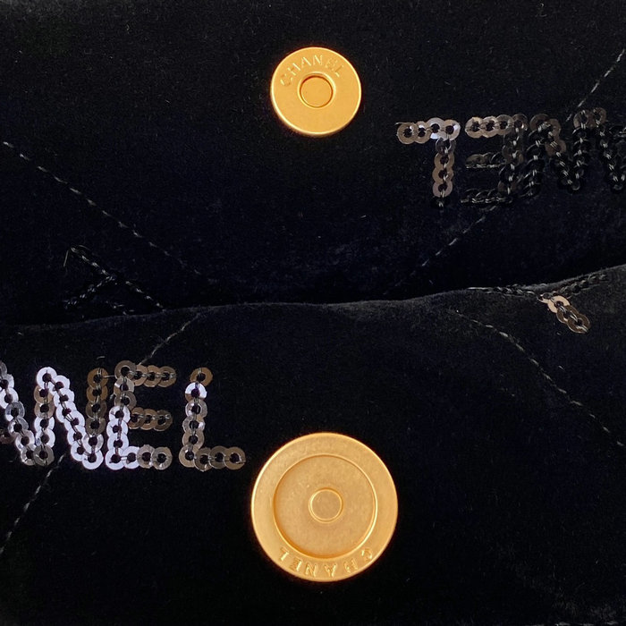 CHANEL 22 HANDBAG Black AS3261