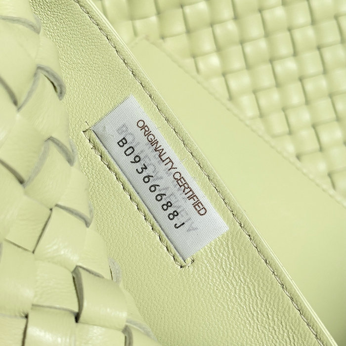 Bottega Veneta Medium Cabat Lemon Washed B608810