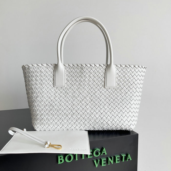 Bottega Veneta Medium Cabat White B608810