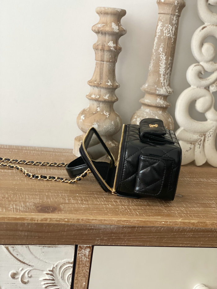 Chanel Mini Leather Shoulder Bag Black AP81231