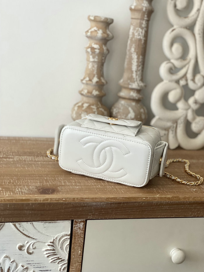 Chanel Mini Leather Shoulder Bag White AP81231