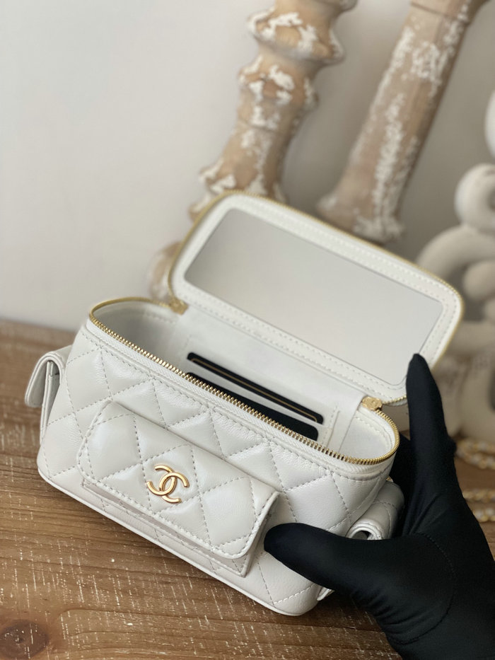 Chanel Mini Leather Shoulder Bag White AP81231