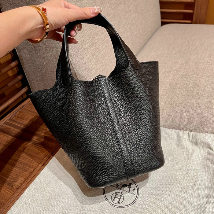 Hermes Picotin Lock 22 Tote Bag Black H82301