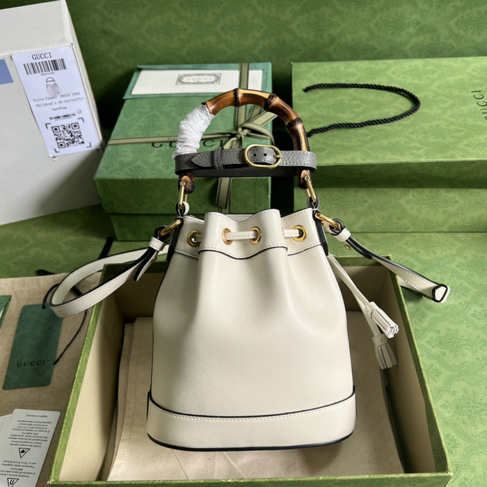 Gucci Diana Mini Bucket Bag White 724667