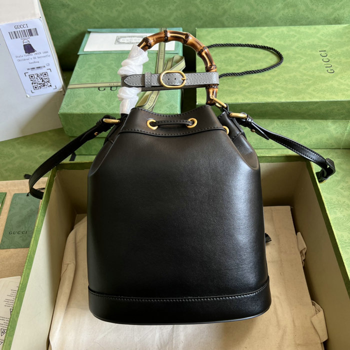 Gucci Diana Small Bucket Bag Black 724652