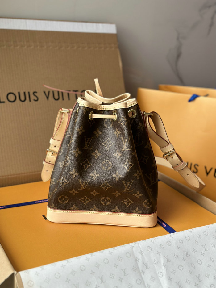 Louis Vuitton Monogram Canvas Noe BB M40817