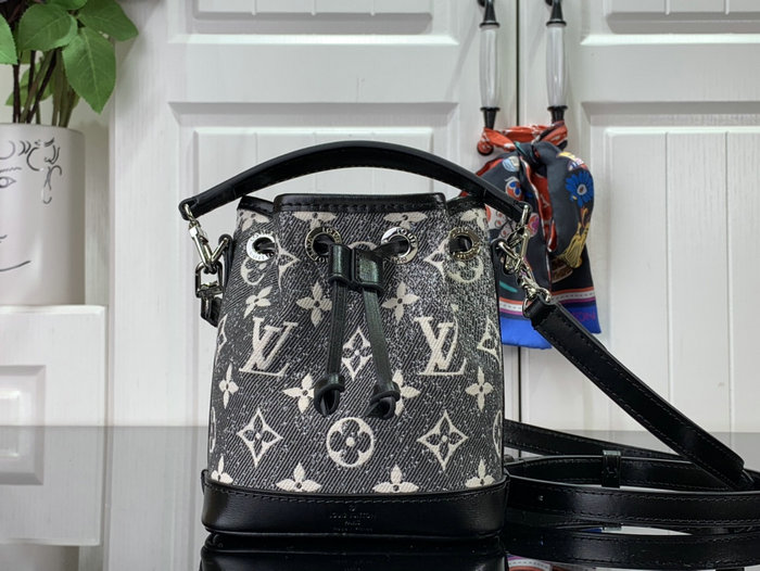 Louis Vuitton Neonoe BB M46445