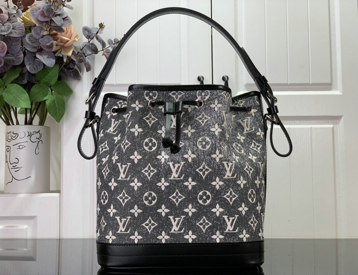 Louis Vuitton Petit Noe M21461