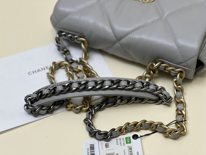 Chanel 19 Lambskin Flap Handbag Grey AS1160