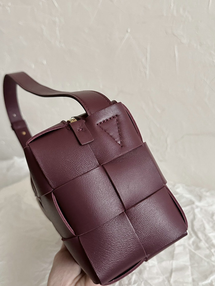 Bottega Veneta Brick Cassette Burgundy B709360