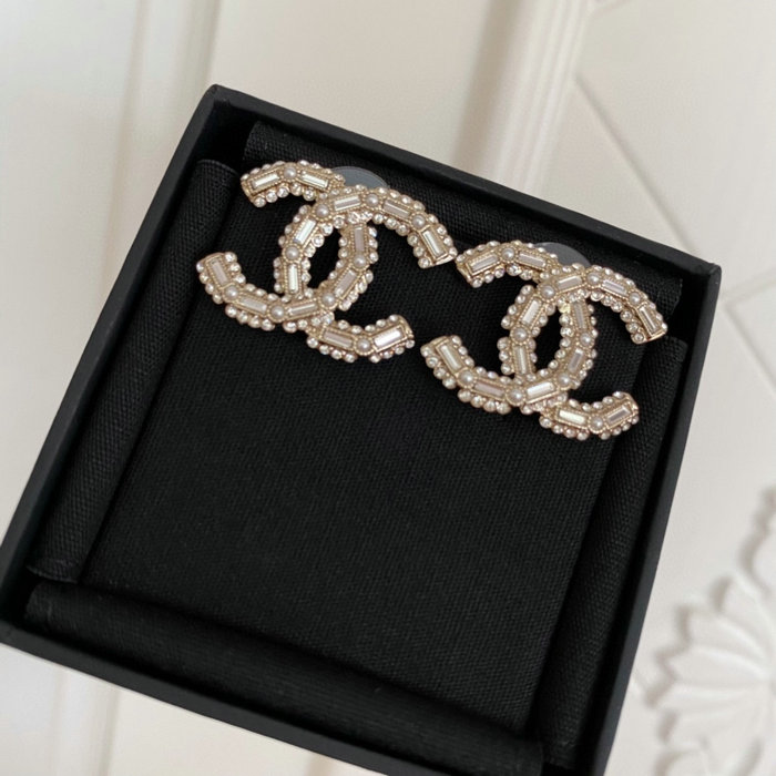 Chanel Earrings CE05