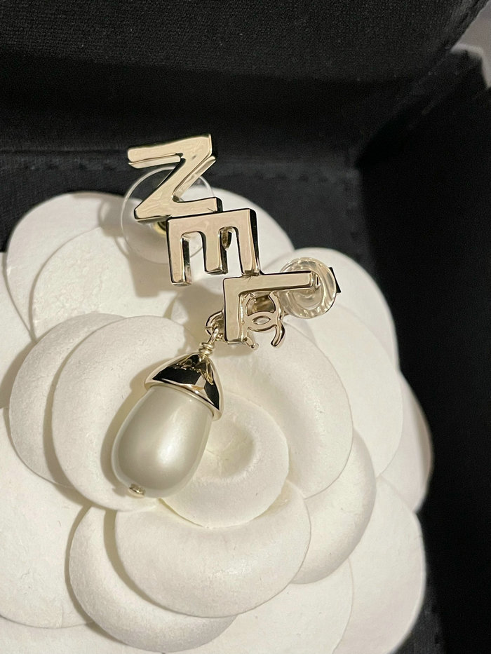 Chanel Earrings CE18