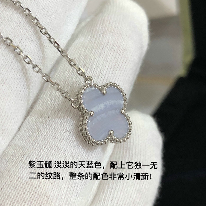 VAC Necklace VN06