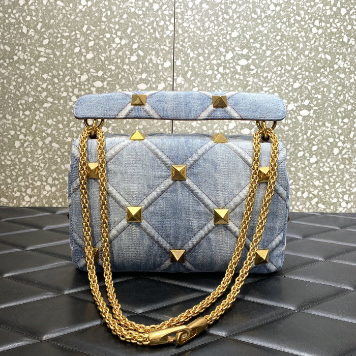 Valentino Medium Roman Stud The Shoulder Bag Denim VM1189