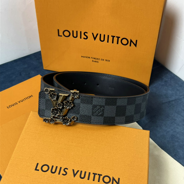 Louis Vuitton Belt LB04