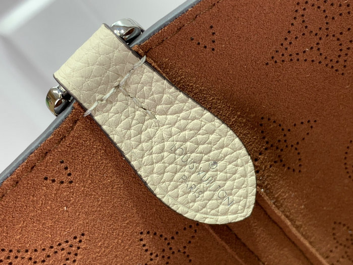 Louis Vuitton Blossom MM Cream M21852