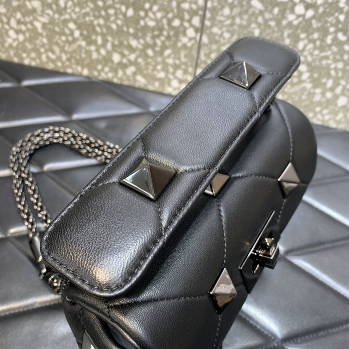 Valentino Small Roman Stud The Shoulder Bag Black Hardware WB0l04