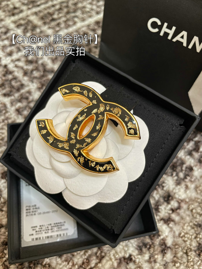 Chanel Brooch CR03