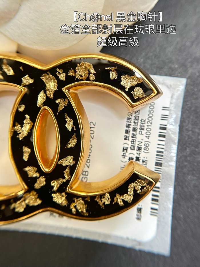 Chanel Brooch CR03