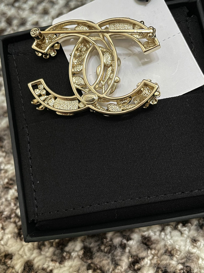 Chanel Brooch CR04