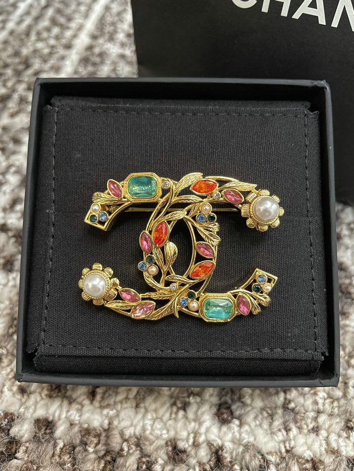 Chanel Brooch CR05