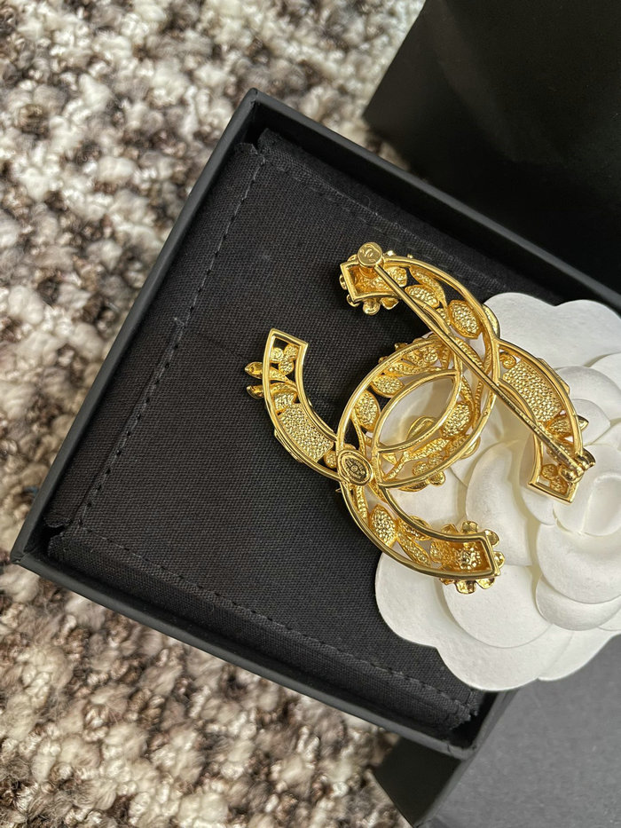 Chanel Brooch CR05