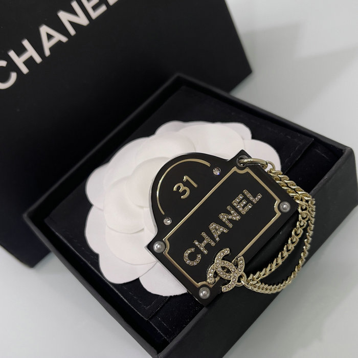 Chanel Brooch CR11