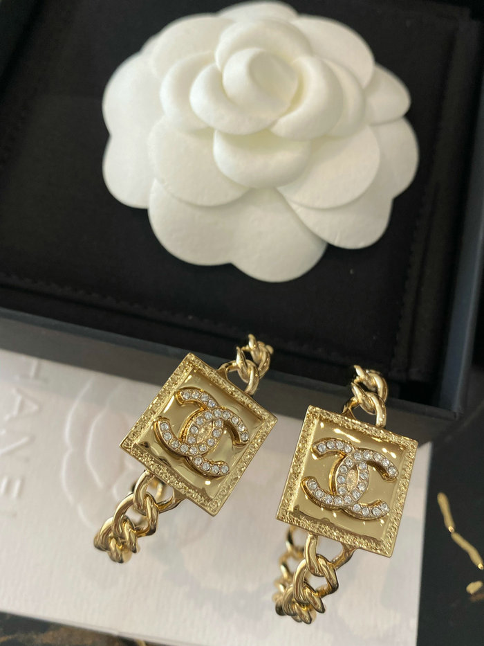 Chanel Earrings CE31