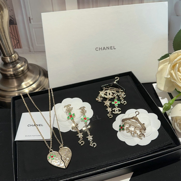 Chanel Earrings CE32