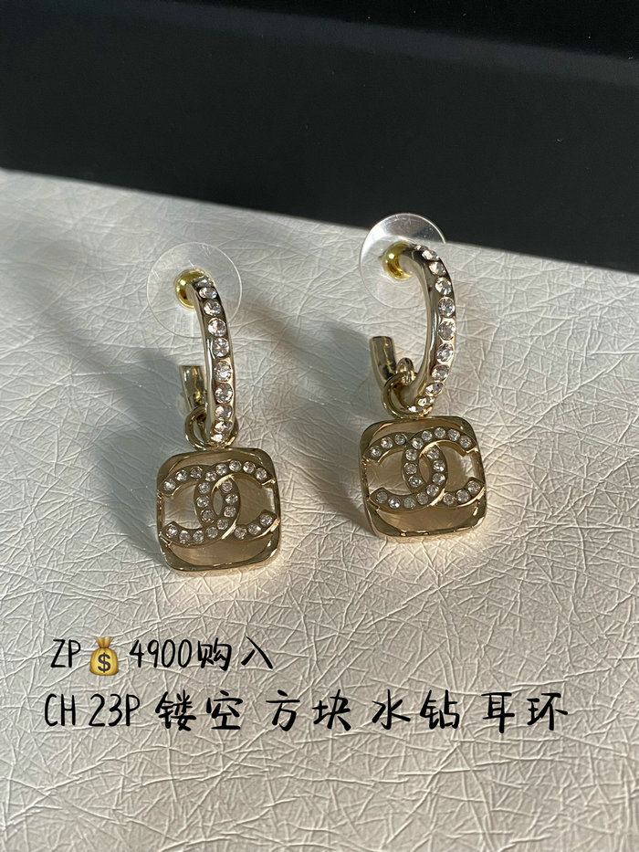 Chanel Earrings CE35